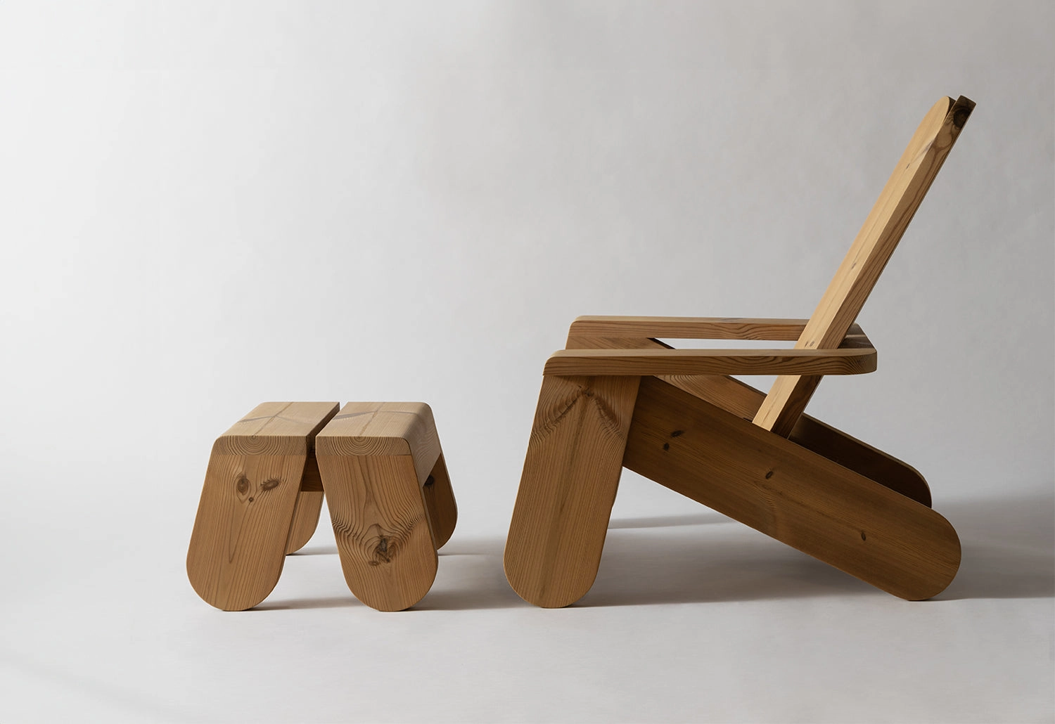015 Peace Outdoor Lounge Chair
