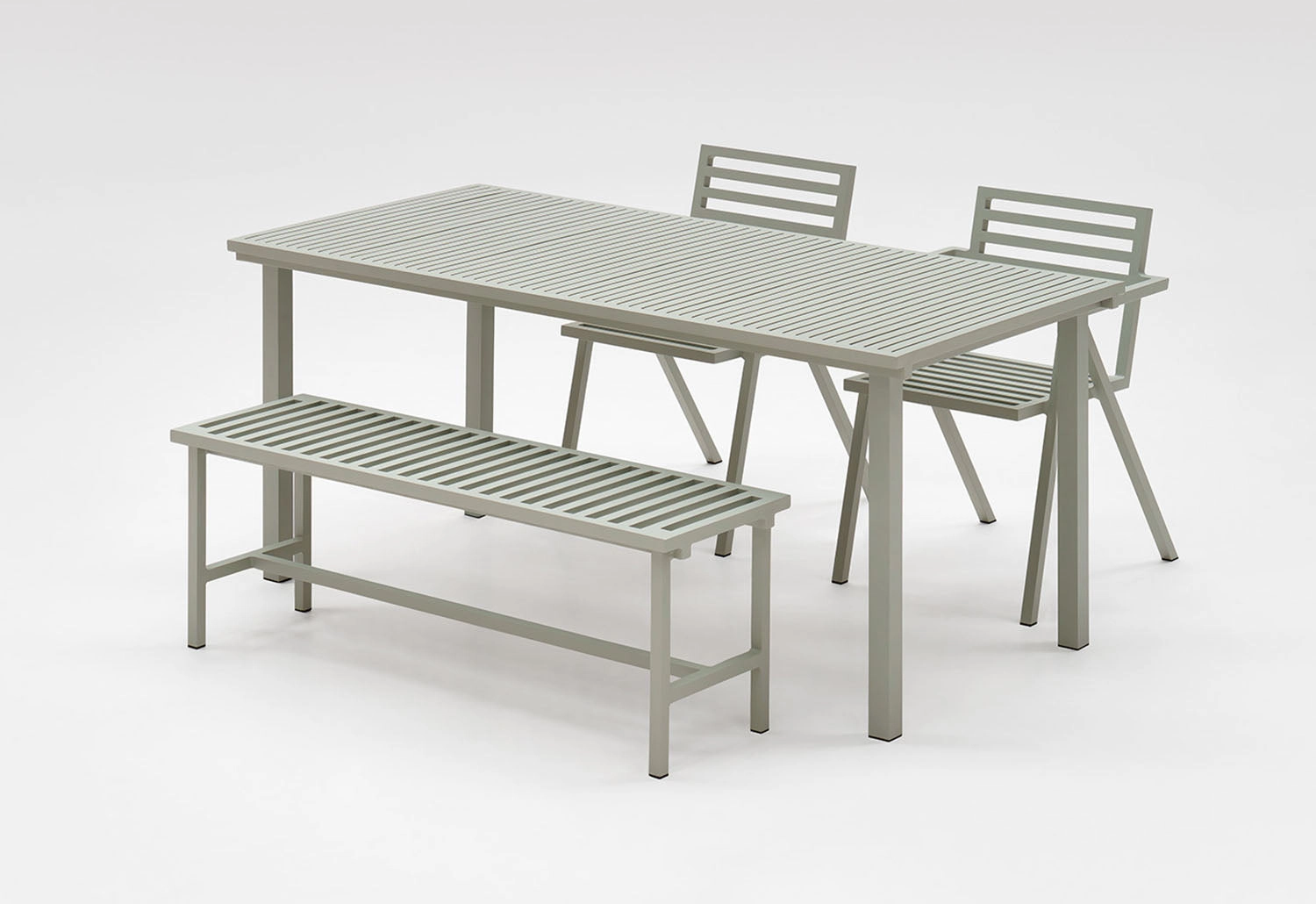 19 Outdoors Bench