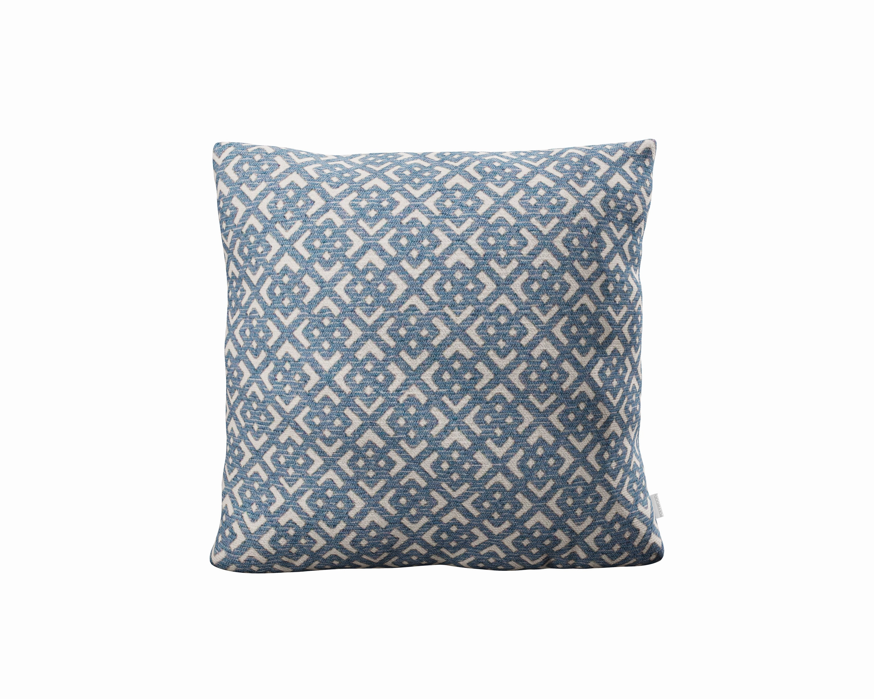 20" Outdoor Throw Pillow