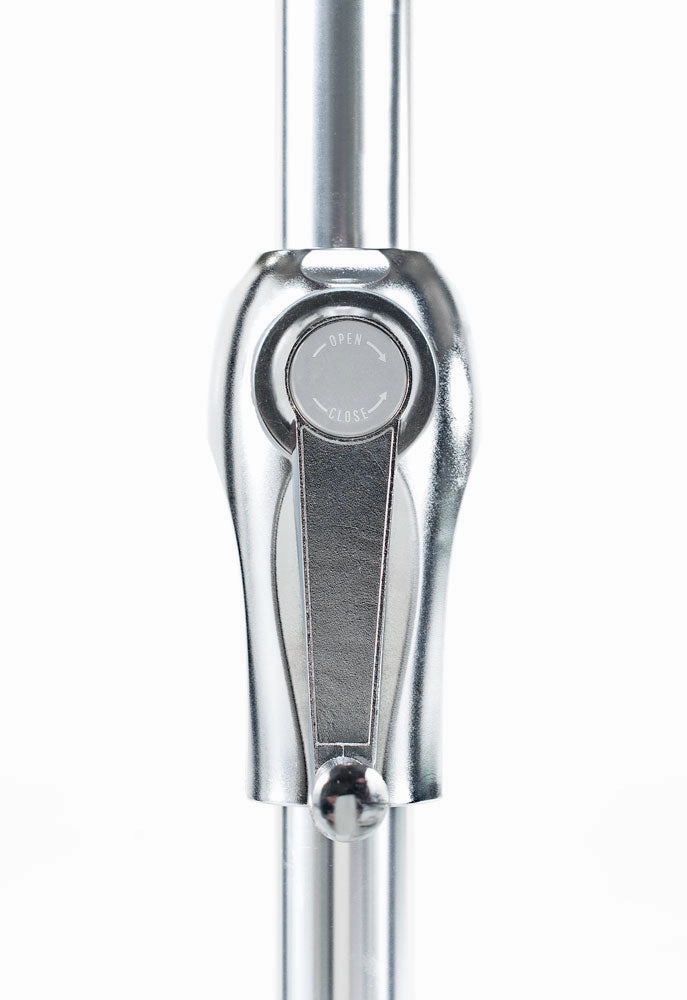 7.5' Oct Monterey Crank Auto Tilt Market Umbrella