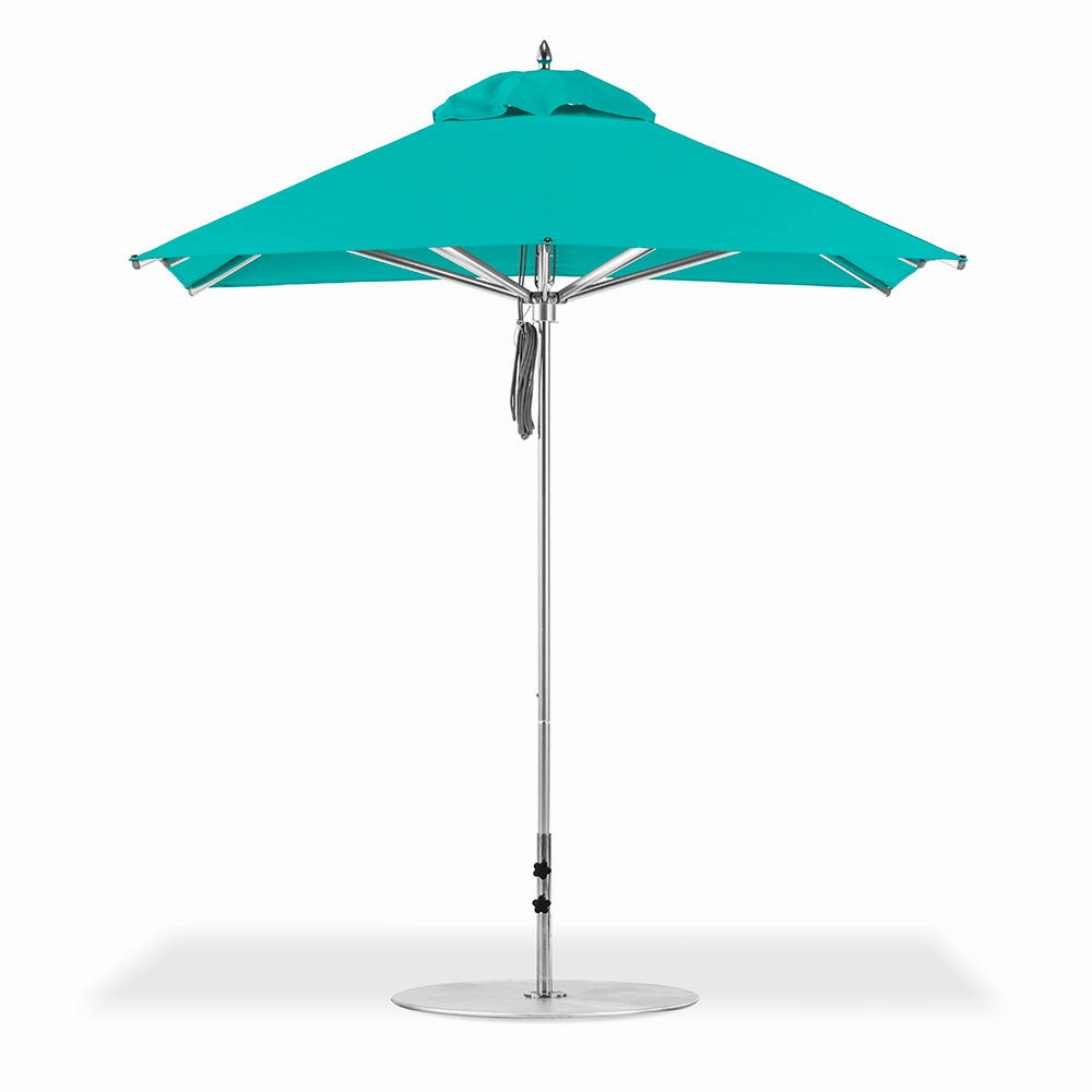 7.5' Sq Greenwich Aluminum Market Umbrella