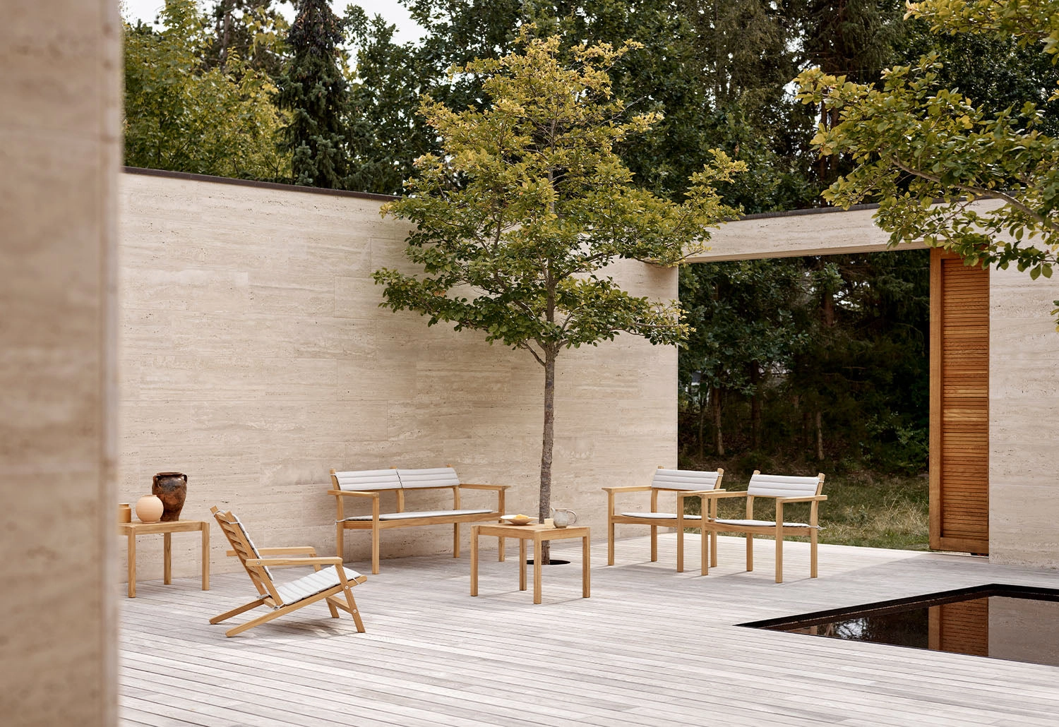 AH601 Outdoor Lounge Chair