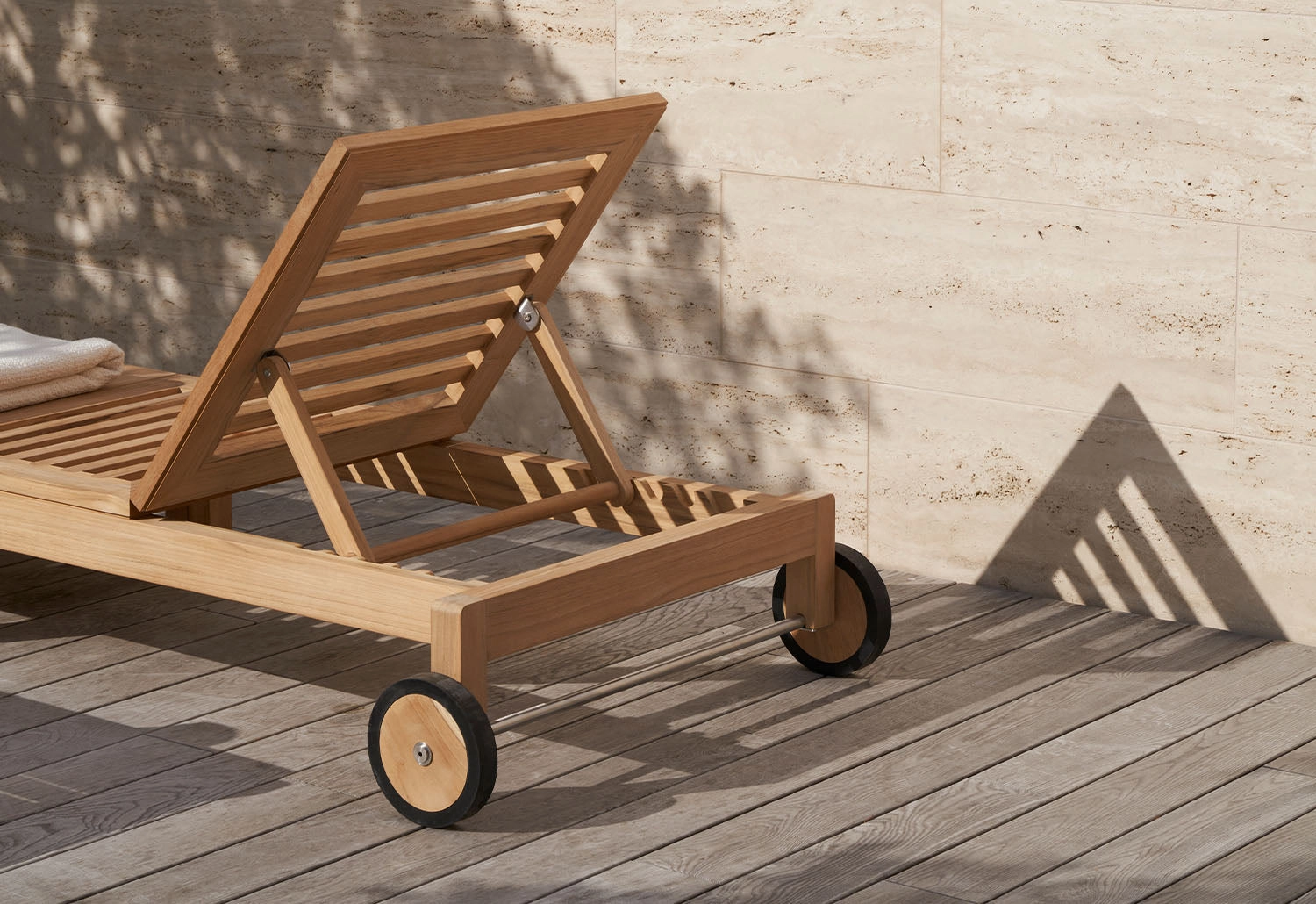 AH604 Outdoor Lounger