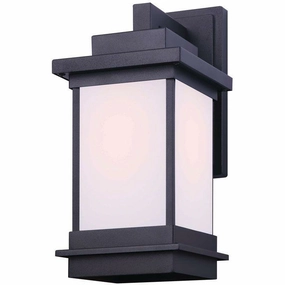 Akello Outdoor Wall LightWeatherproof outdoor lighting