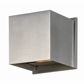 Alumilux Cube Outdoor Wall LightWeatherproof outdoor lighting