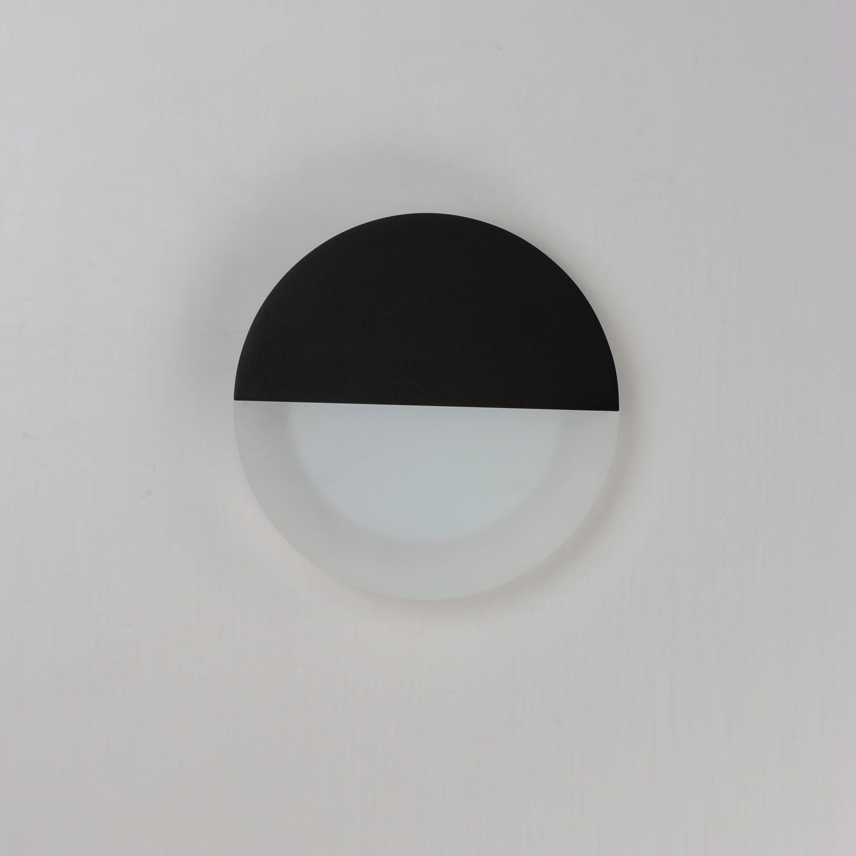 Alumilux Glow LED Outdoor Wall Light