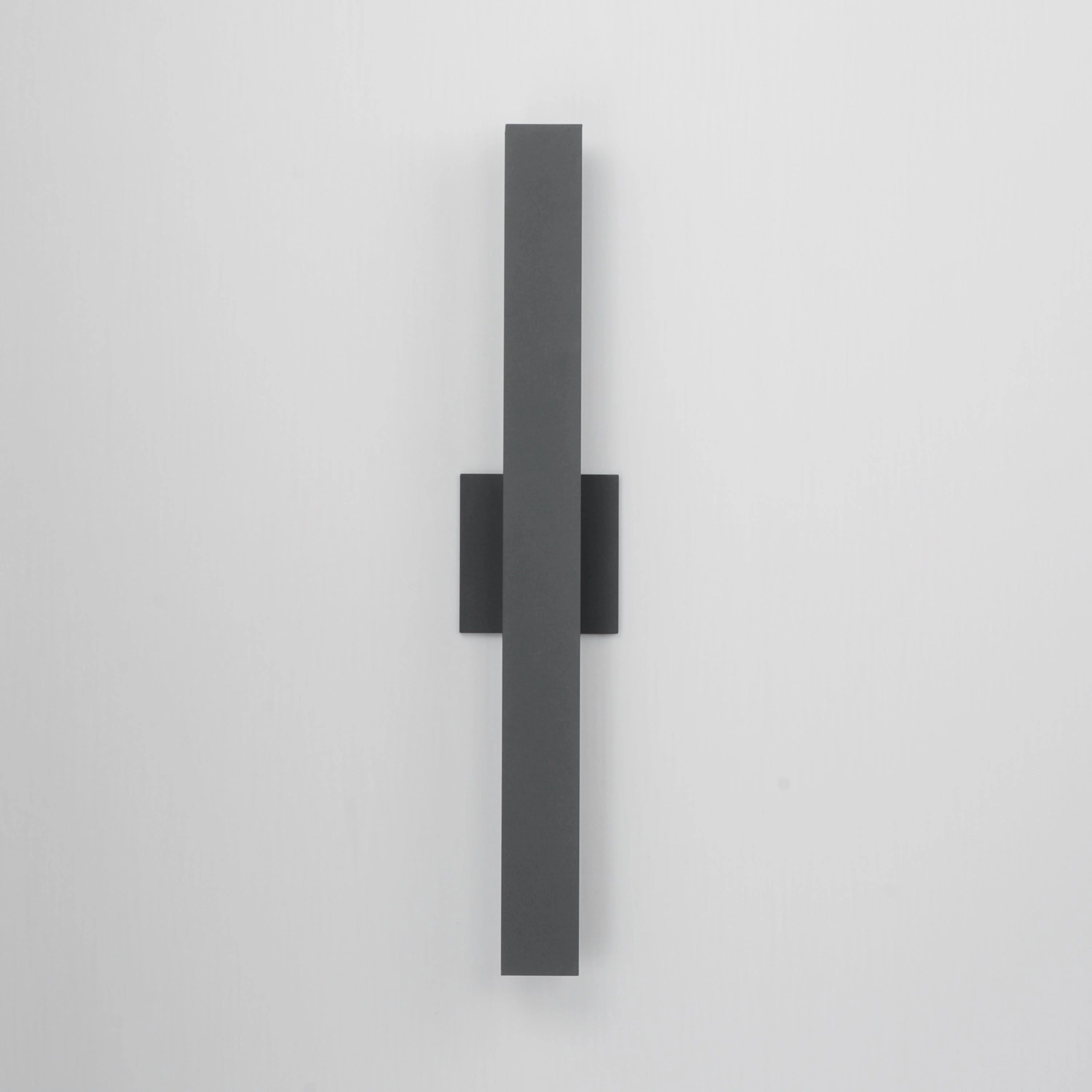 Alumilux: SideLine 24" LED Outdoor Wall Sconce