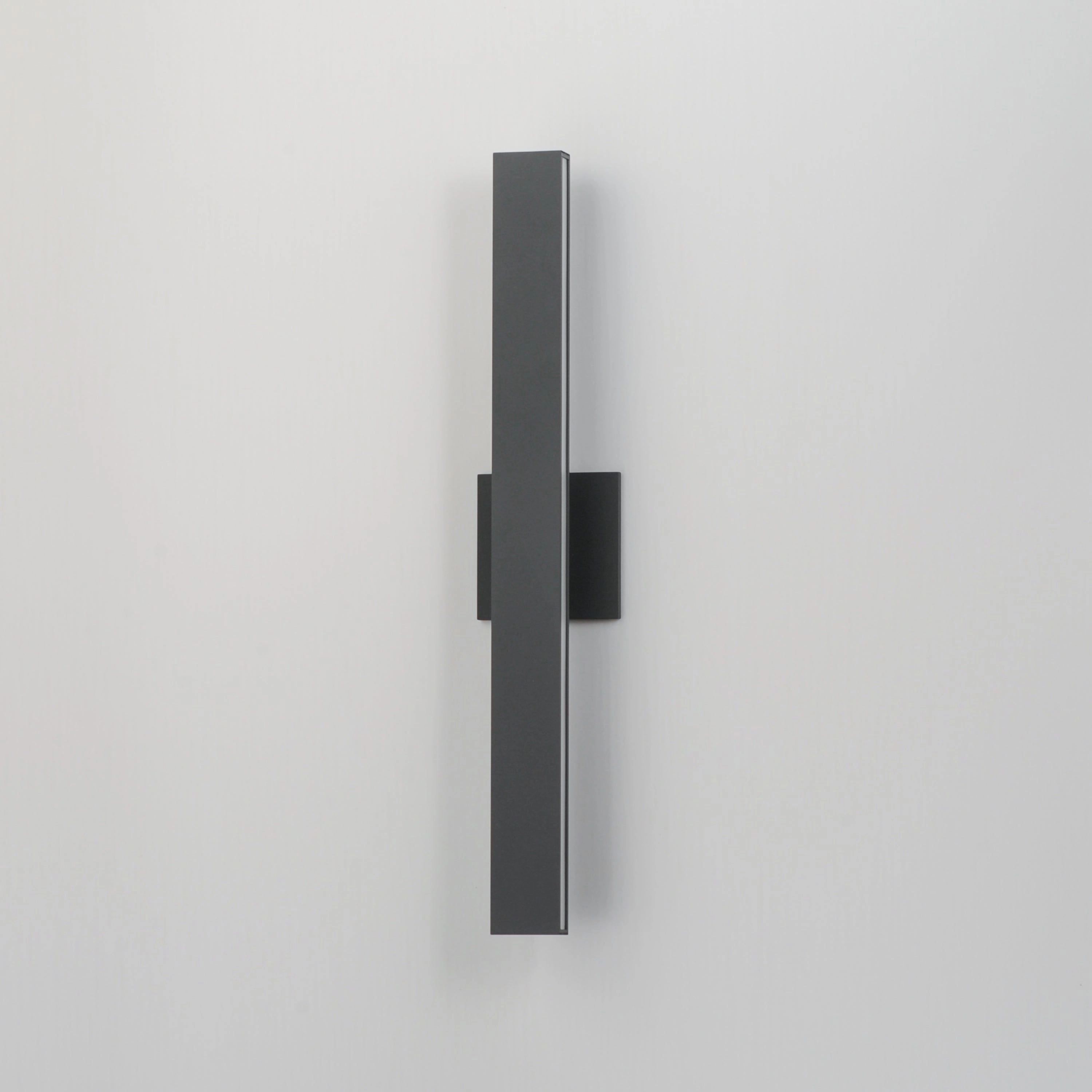 Alumilux: SideLine 24" LED Outdoor Wall Sconce