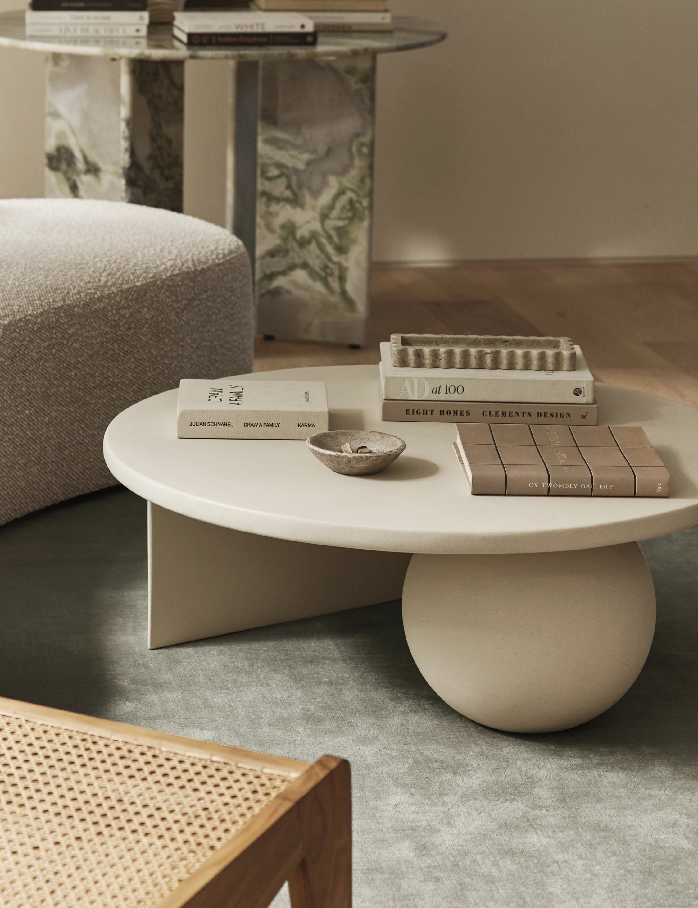 Amaya Indoor / Outdoor Round Coffee Table