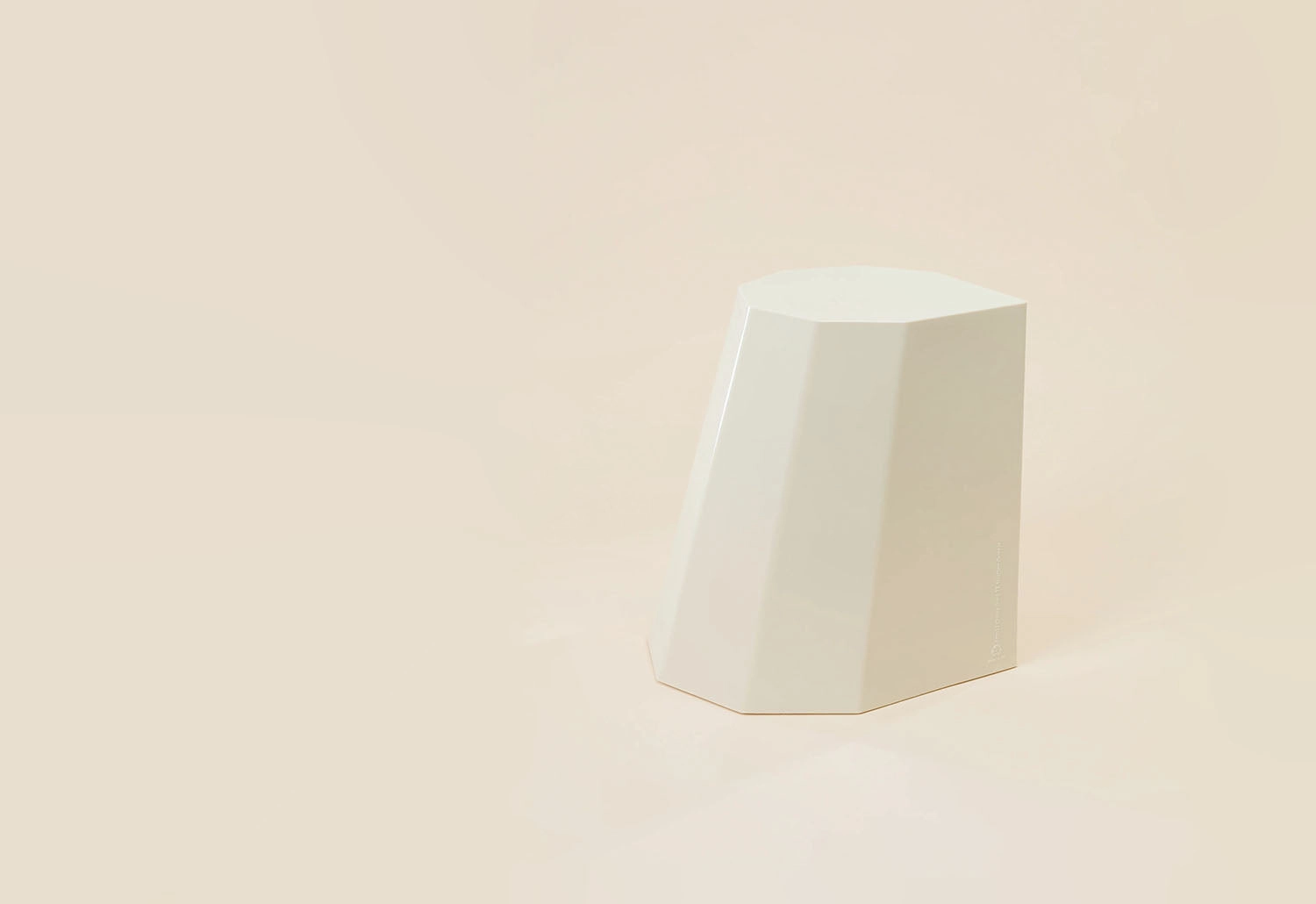 Arnold Circus Stool