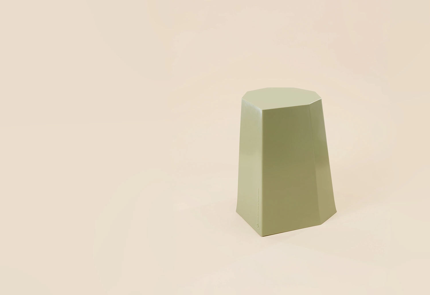 Arnold Circus Stool