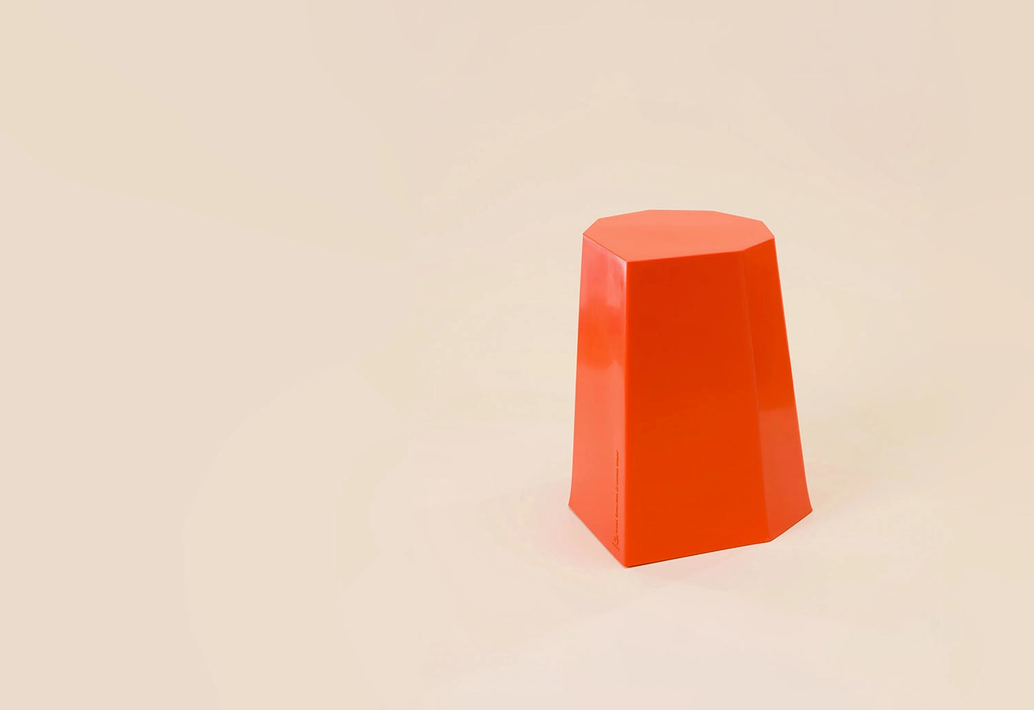Arnold Circus Stool
