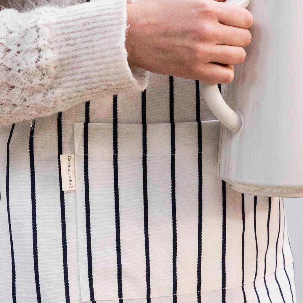 Bampton Apron