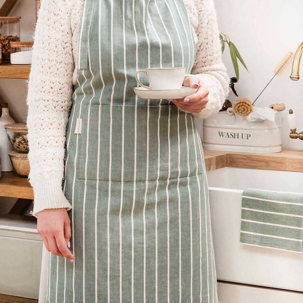 Bampton Apron