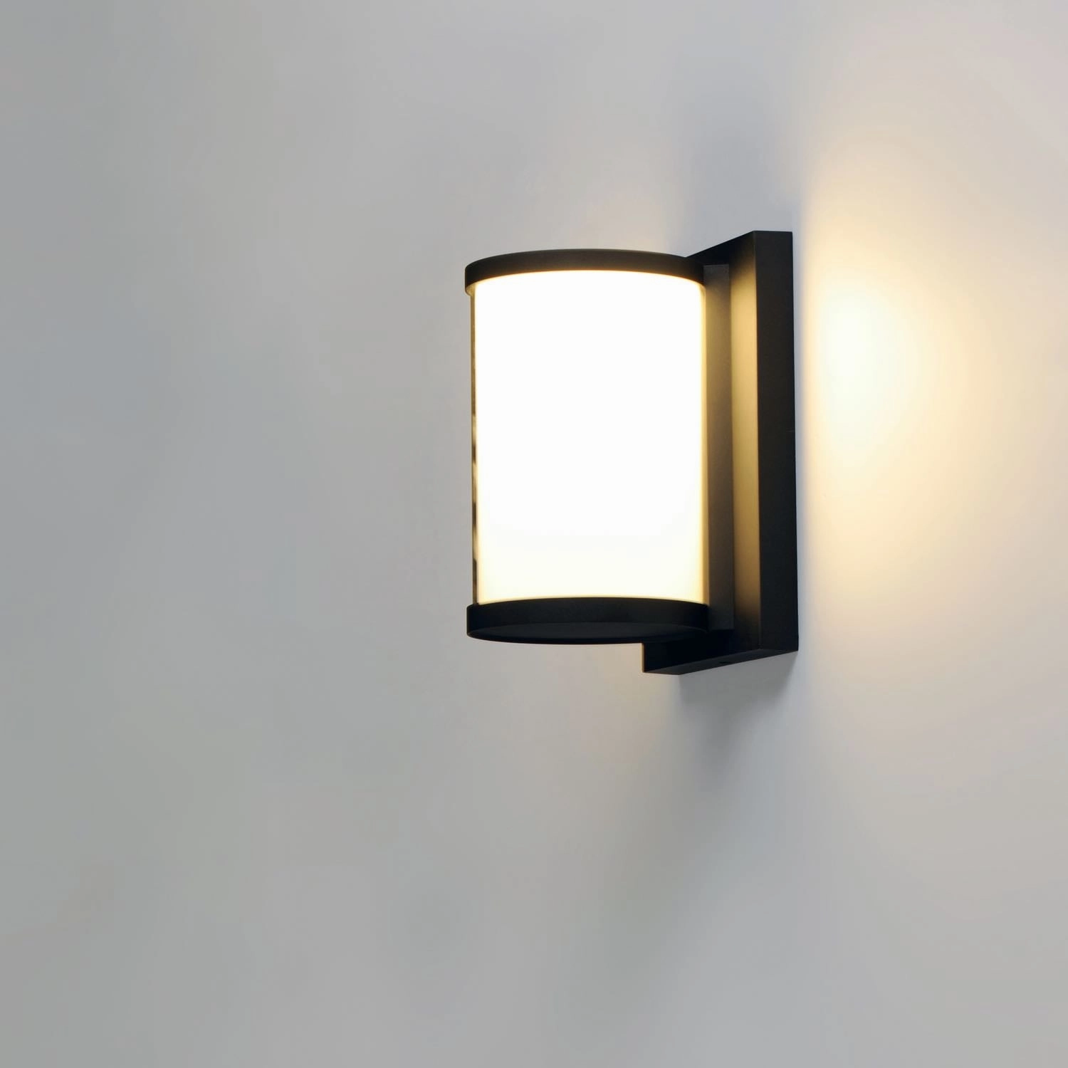 Barrel Outdoor Wall Light
