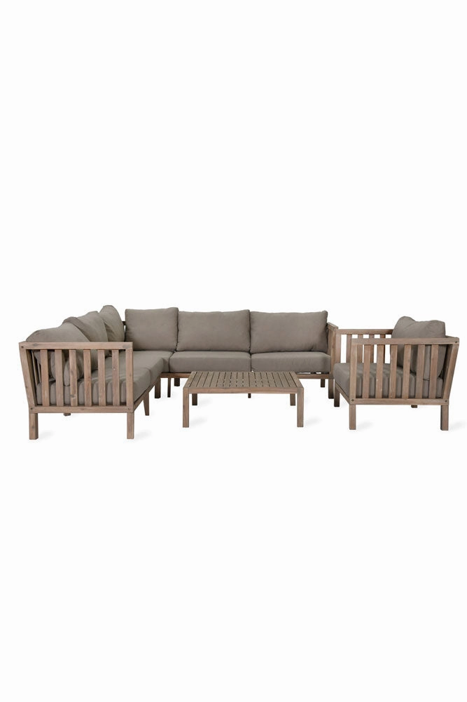Beautiful Outdoor Corner Sofa & Table Set