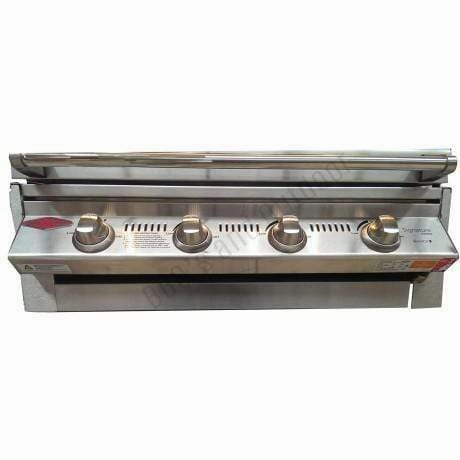 BeefEater Signature S3000S  26" 3-Burner Standard Built-In Barbecue Grill 12830