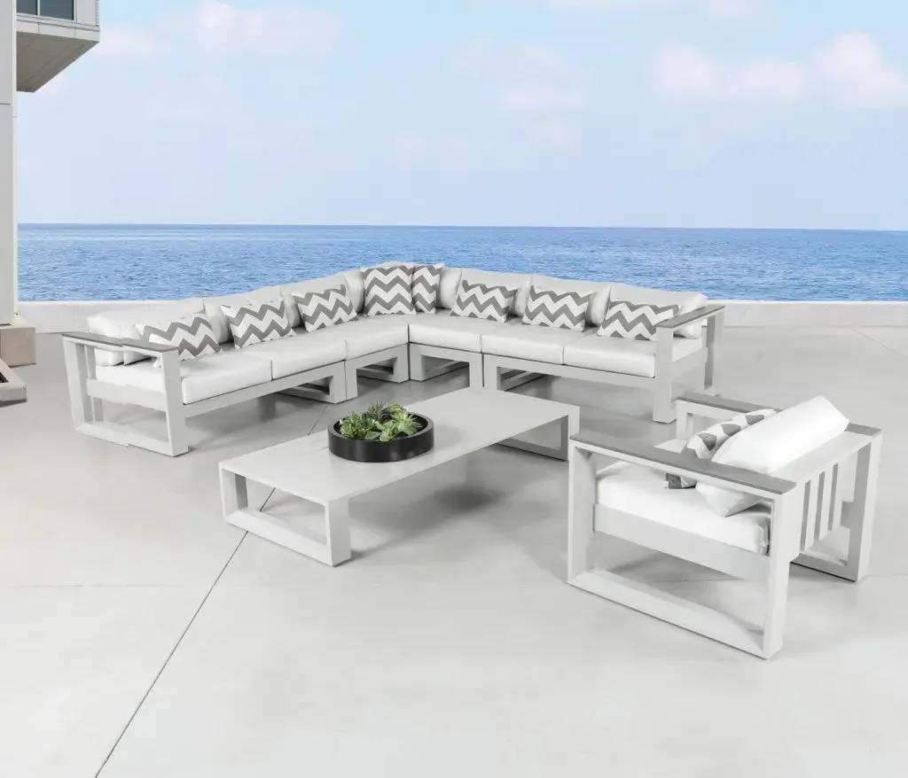Belvedere Ottoman