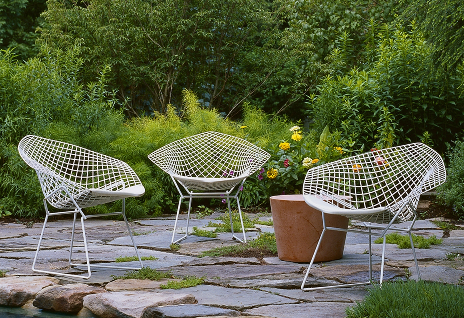 Bertoia Outdoor Diamond Chair