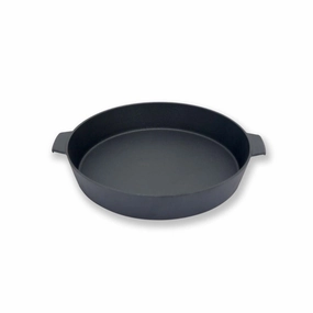 Big Green Egg Cast Iron Skillet MiniMax outdoor kitchen cooking station with sink