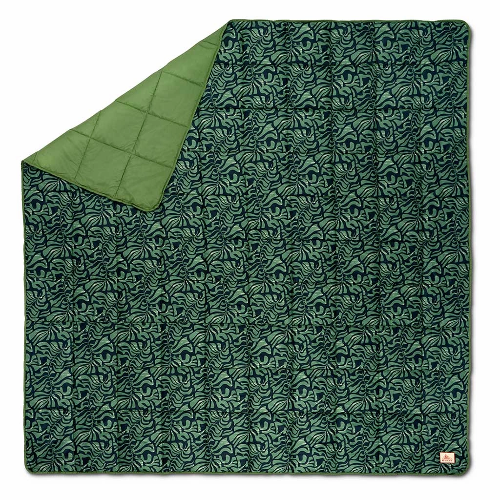 Biggie Blanket modern outdoor garden furniture collection