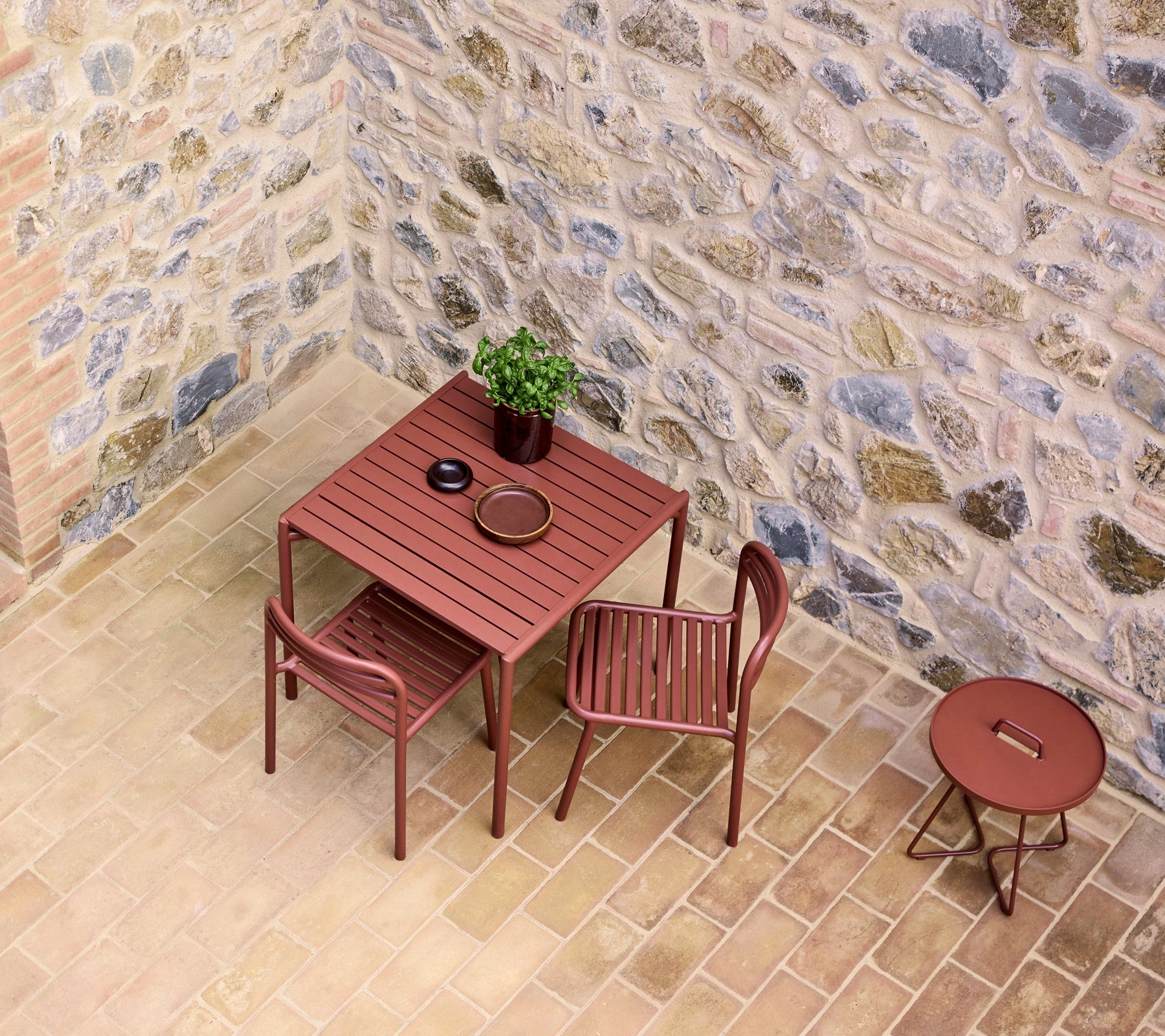 Bliss dining table incl. 2 Bliss chairs
