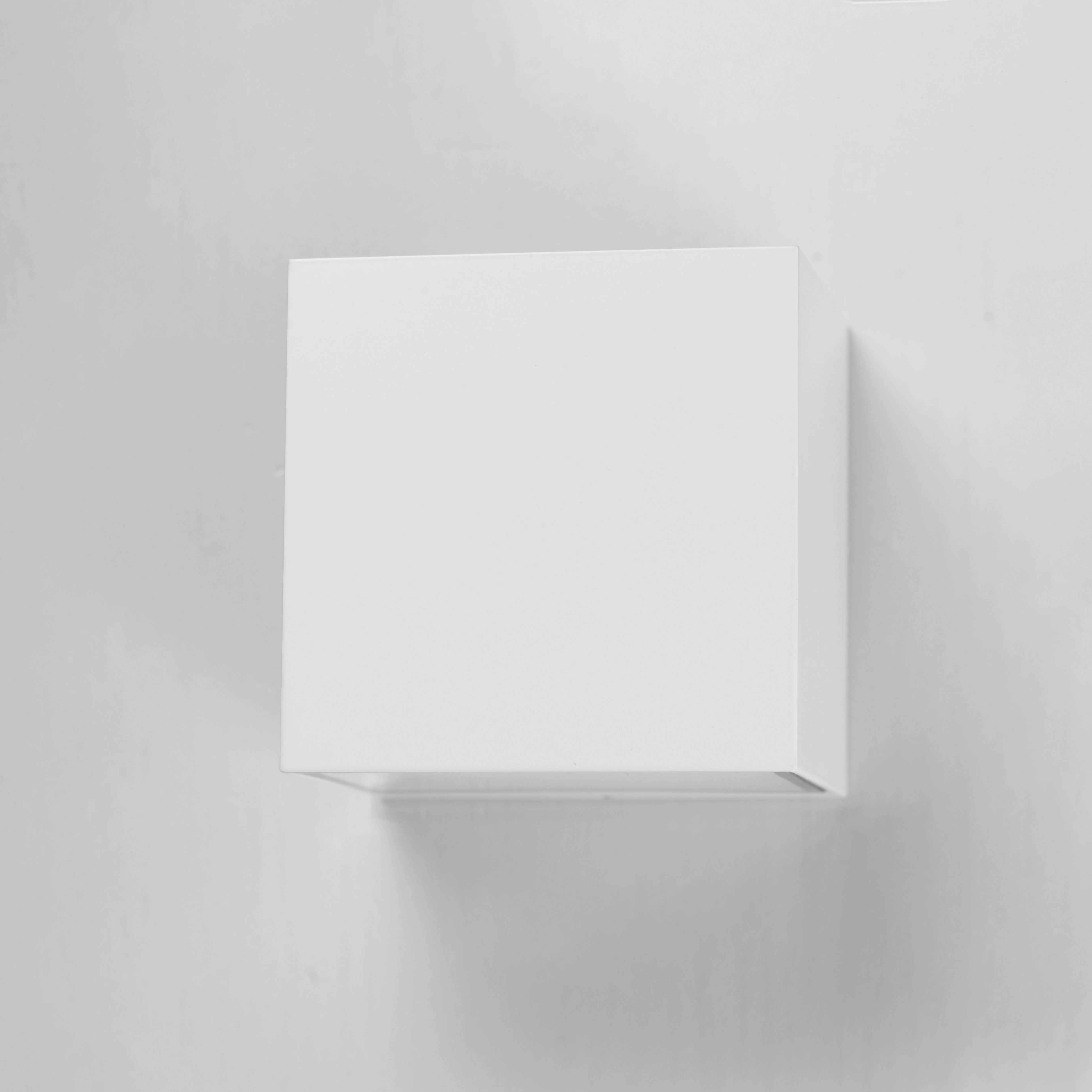 Blok 1-Light LED Outdoor Wall Light
