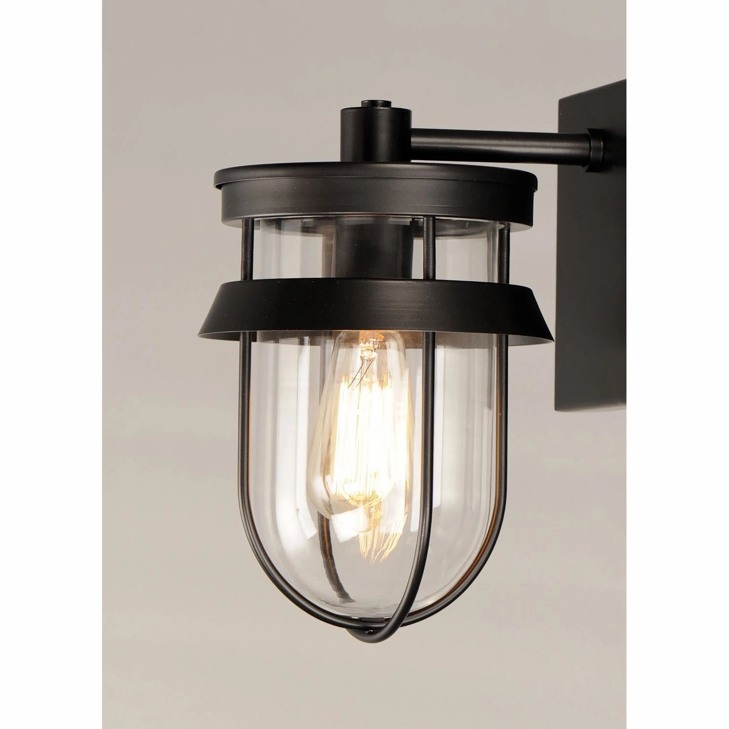 Breakwater Outdoor Wall Light