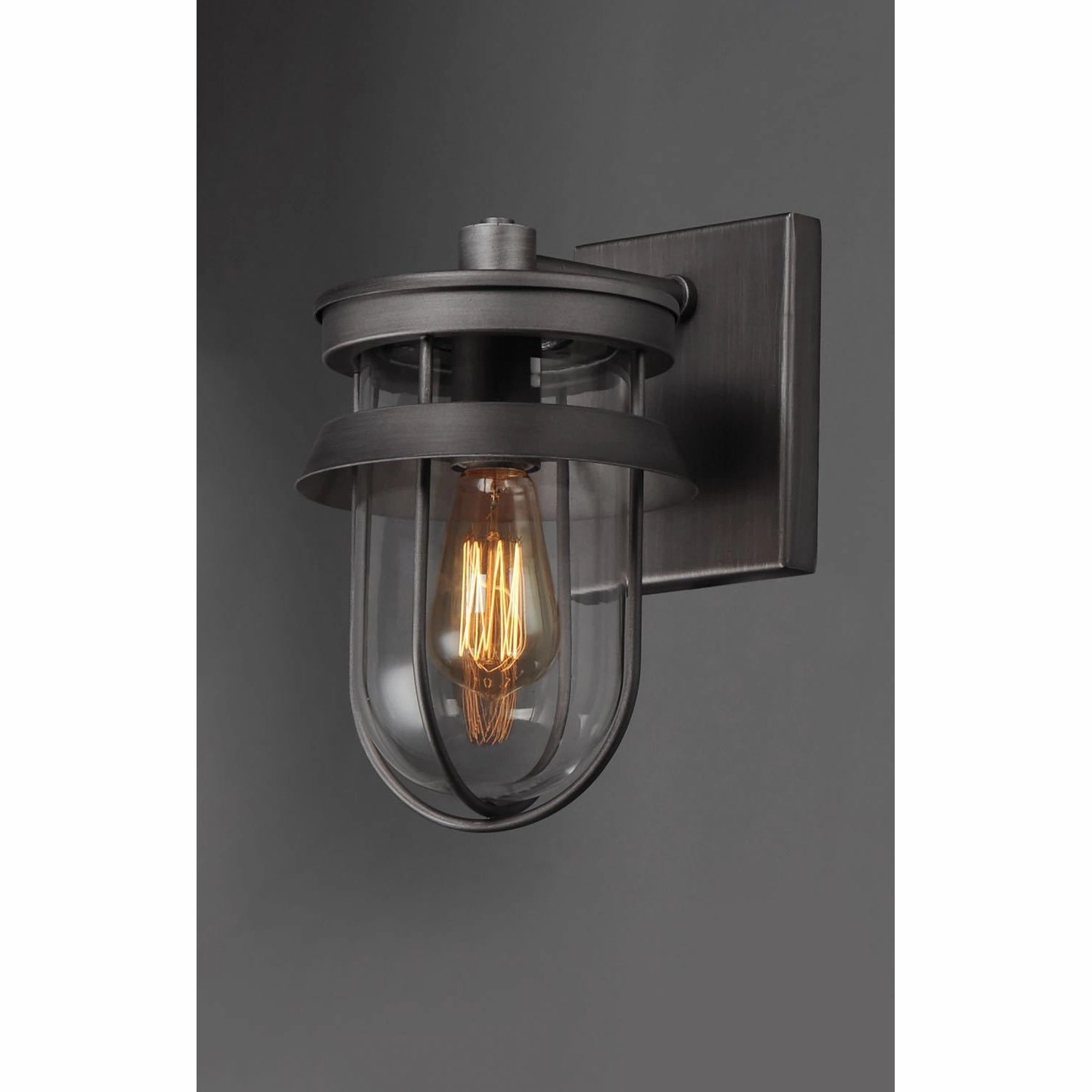 Breakwater Outdoor Wall Light