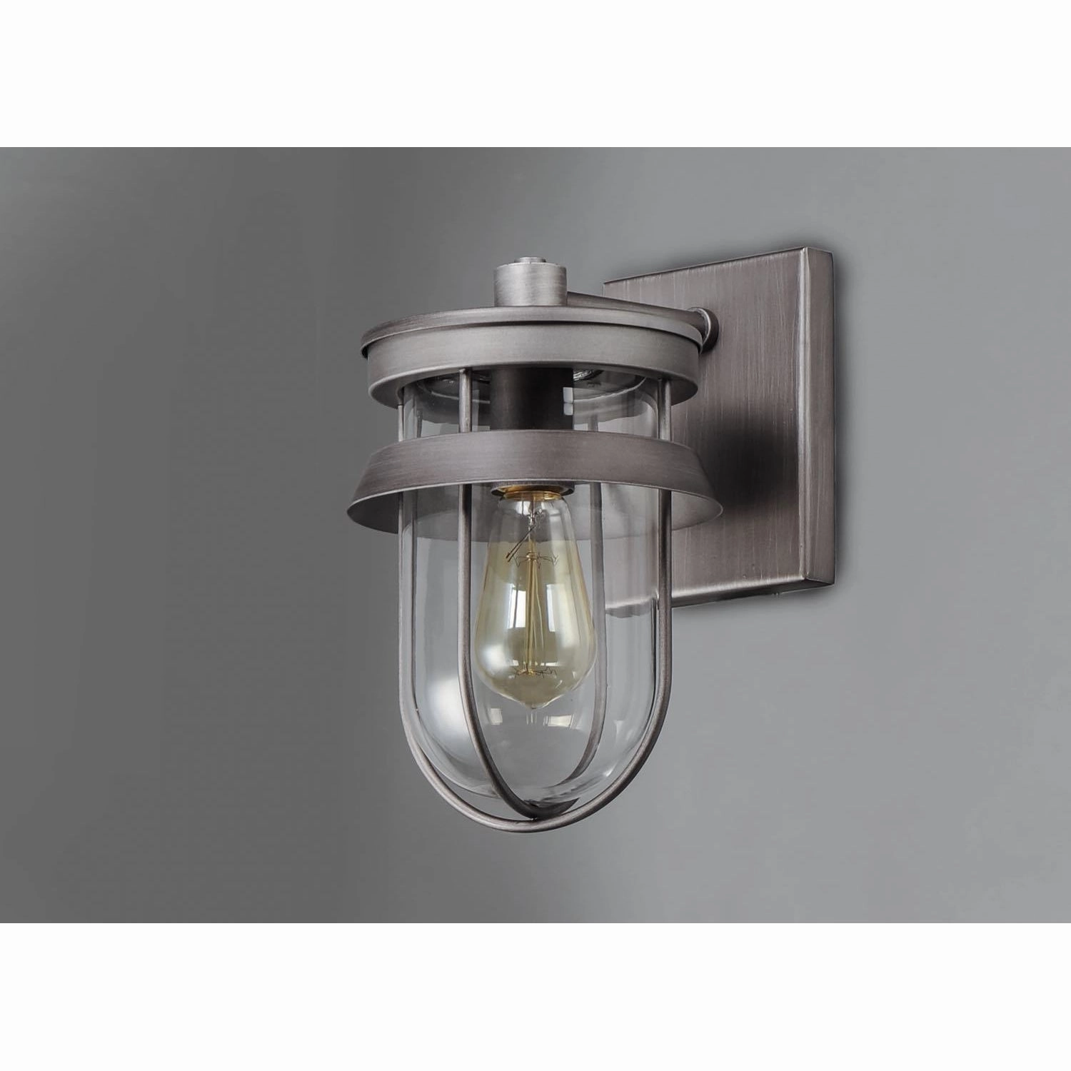 Breakwater Outdoor Wall Light