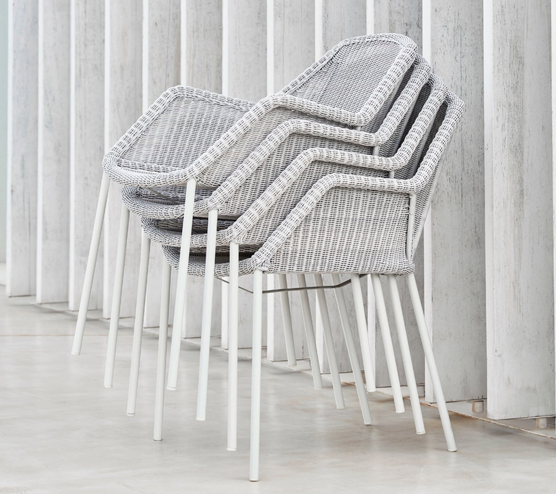 Breeze chair, stackable