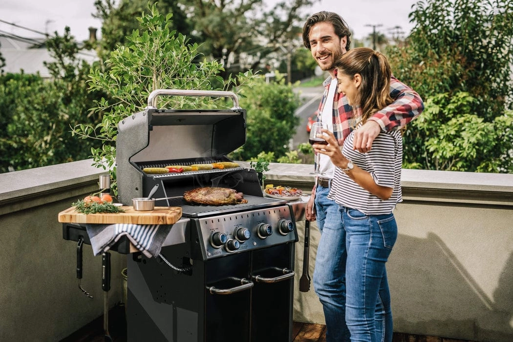 Broil King Baron 440 PRO 4-Burner Gas Grill