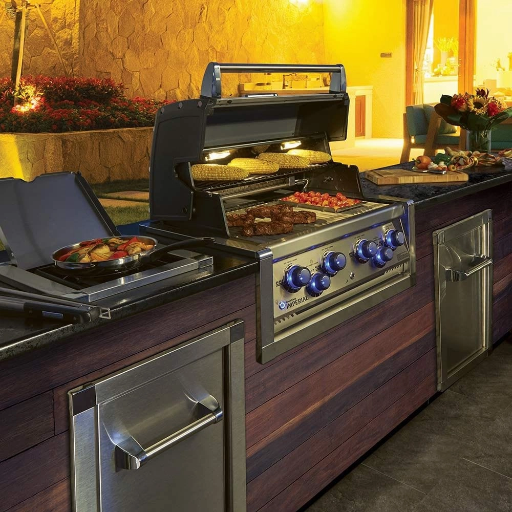 Broil King Imperial S 490 Built-In Grill