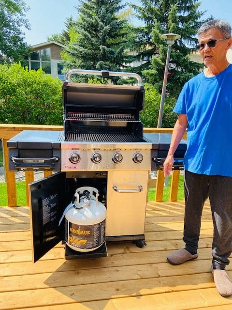 Broil King Regal S 420 PRO 4-Burner Gas Grill