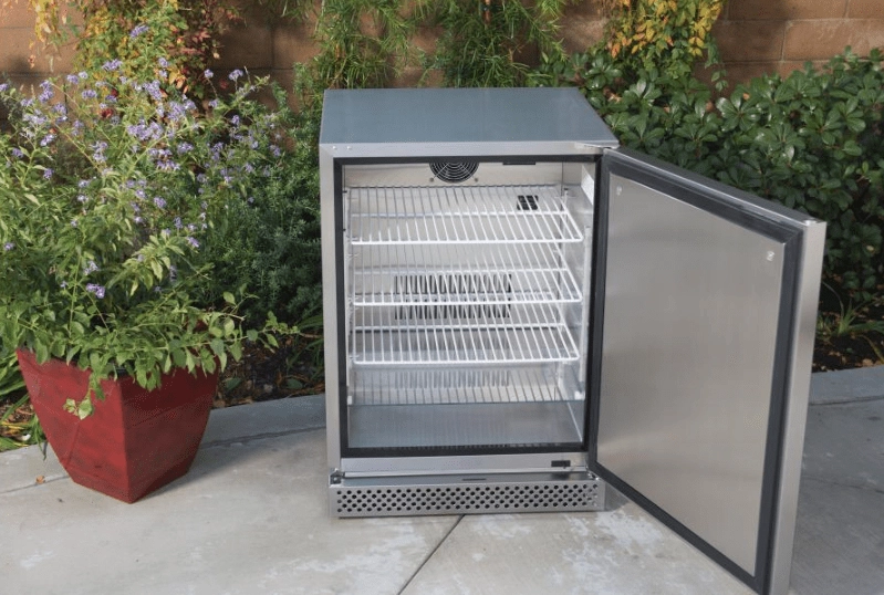 Bull Grills Outdoor Rated 4.9 cu. ft. Refrigerator 13700