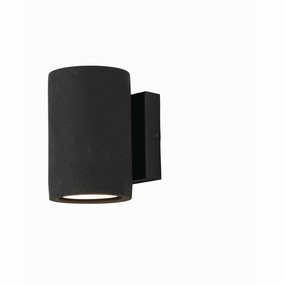 Canarm Calmar Outdoor Wall LightWeatherproof outdoor lighting