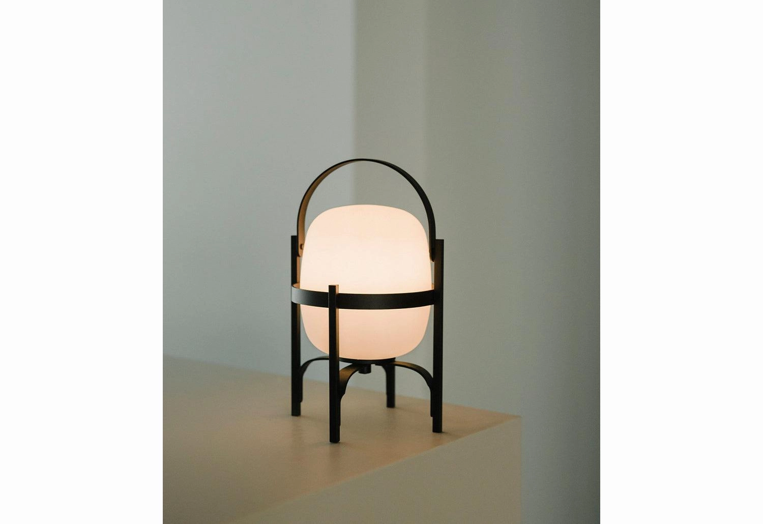 Cestita Alubat Table Lamp