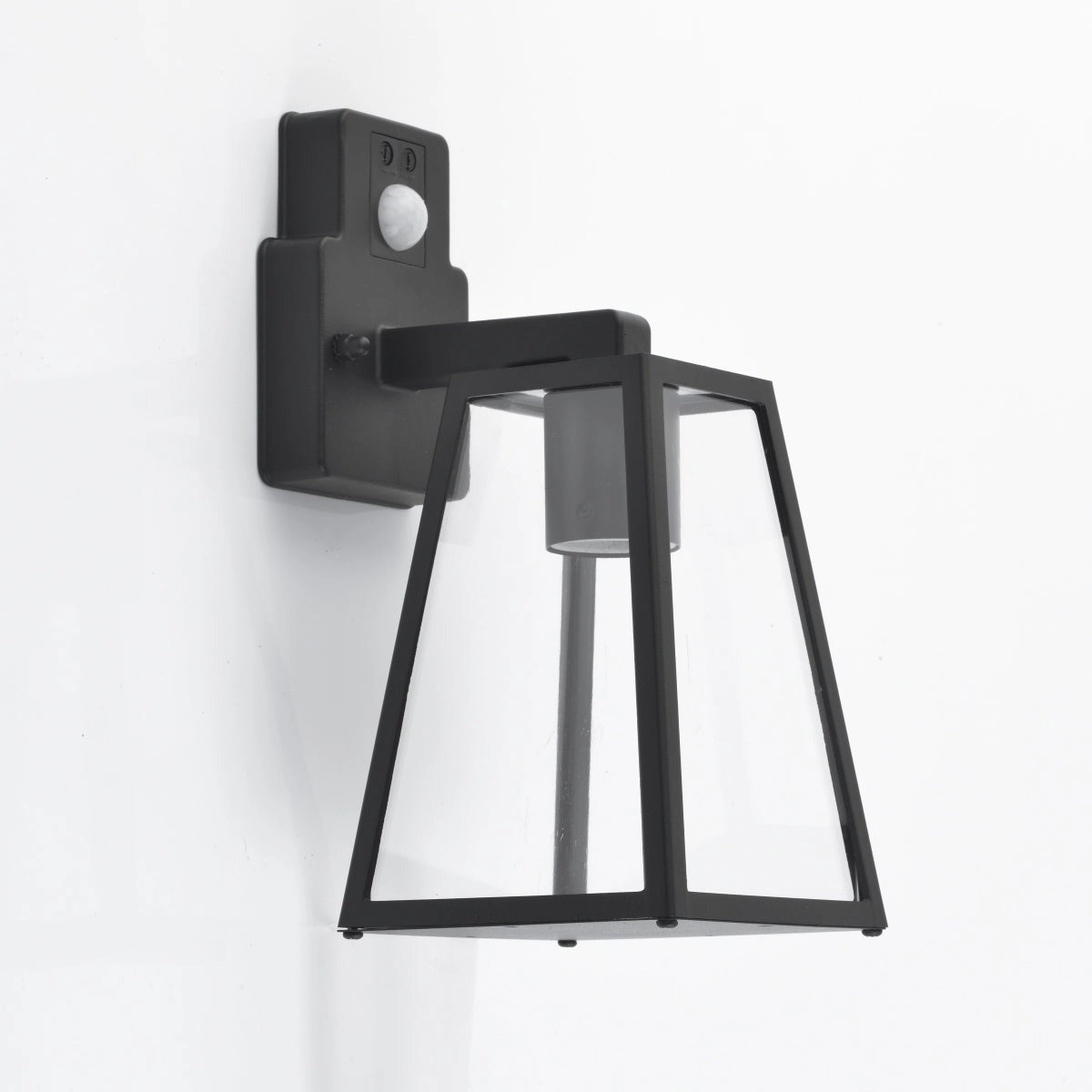 CGC CALLIE Black Outdoor Wall Light with PIR Motion Sensor
