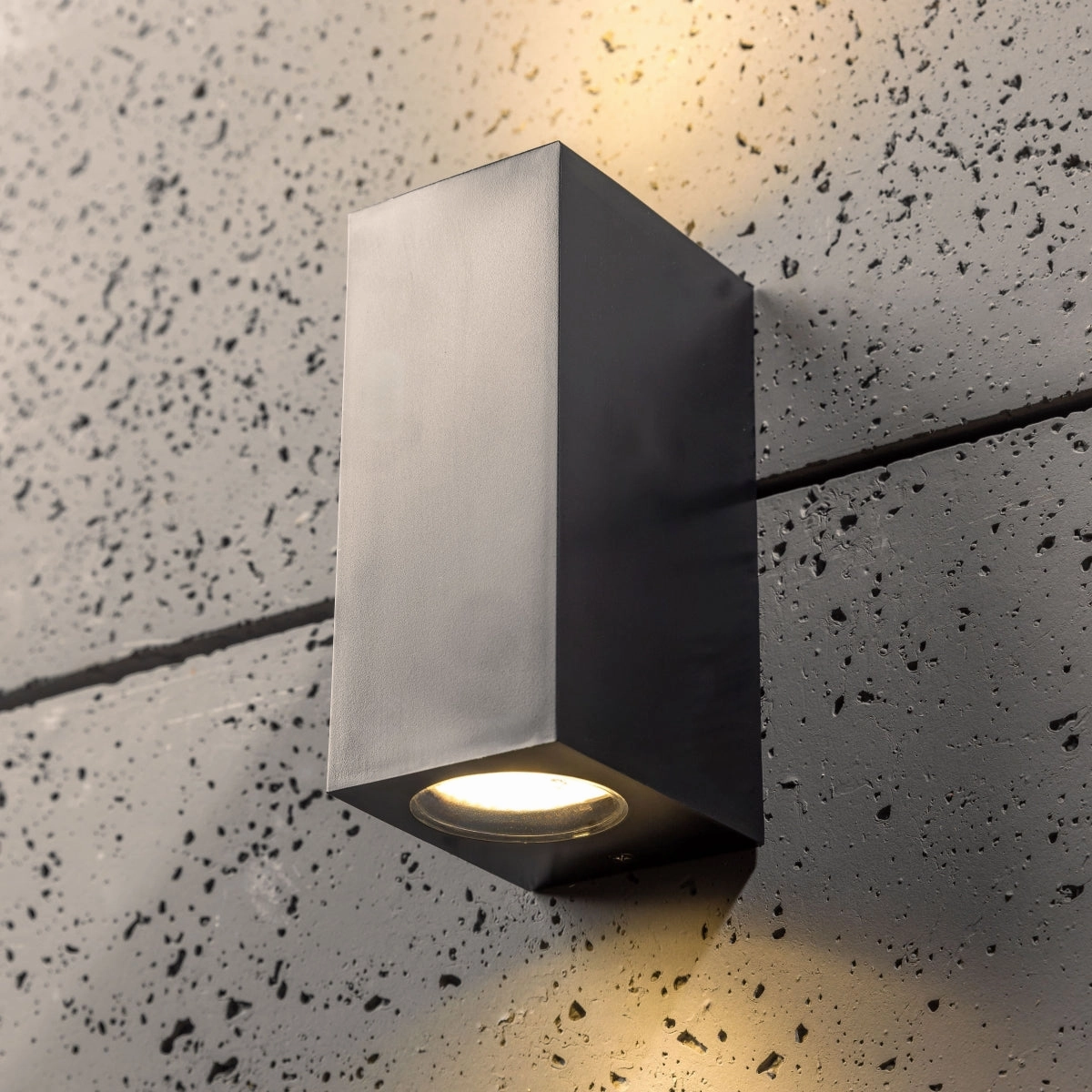 CGC EILEEN Black Up and Down Outdoor Rectangle Double SpotlightWeatherproof outdoor lighting