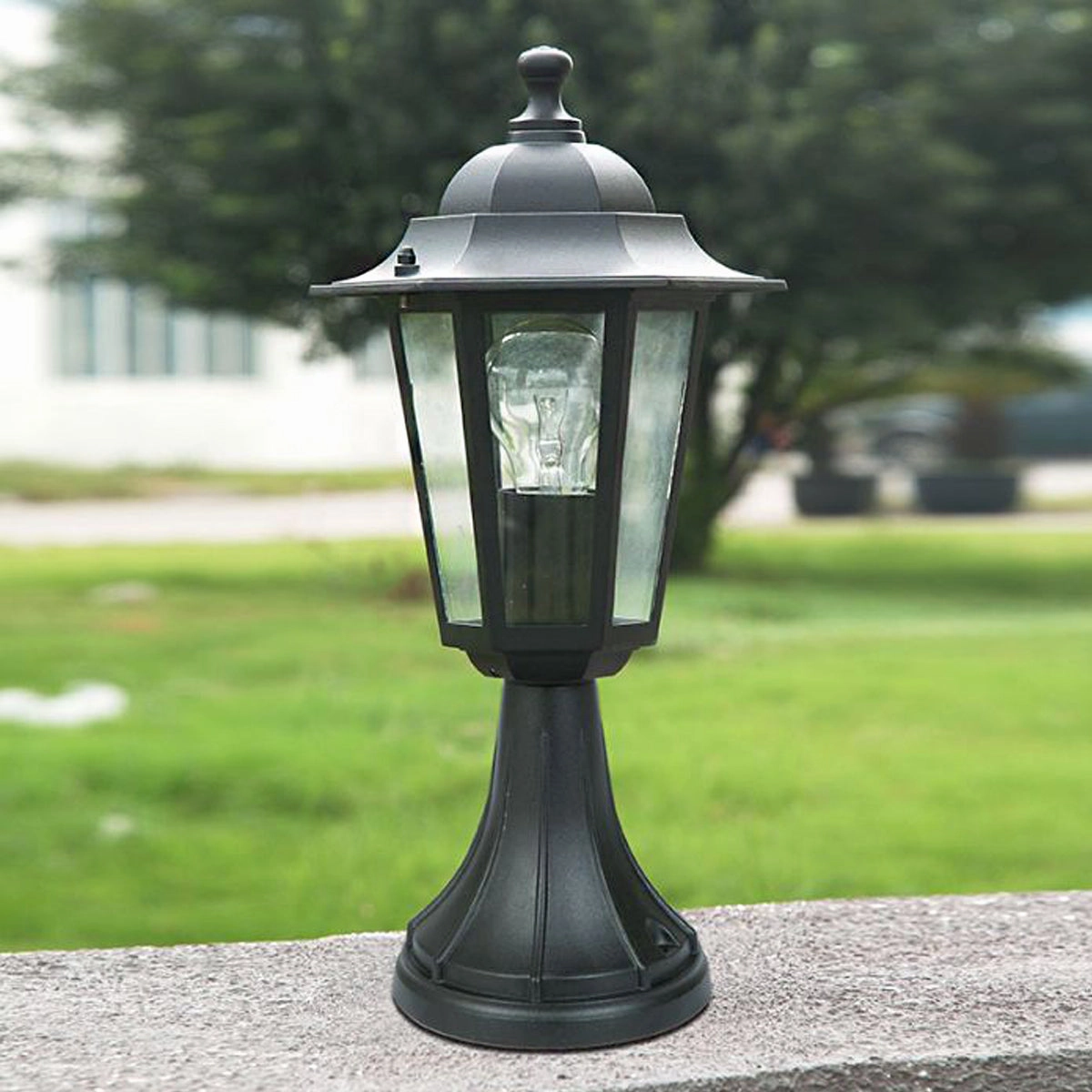 CGC JASMINE Black Small Coach Lantern Post LightDecorative outdoor post lights