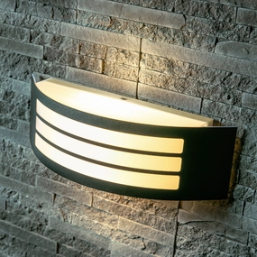 CGC STRIKER Black Curved Arc Outdoor Wall LightWeatherproof outdoor lighting