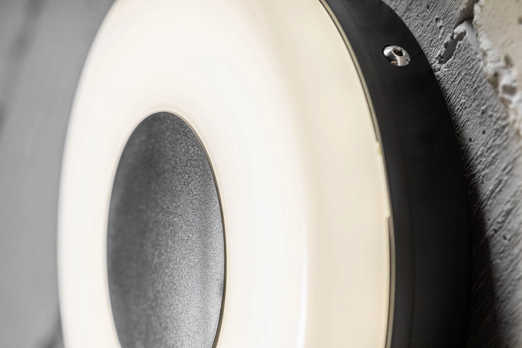 CGC TWISTER Black / White Round LED Light