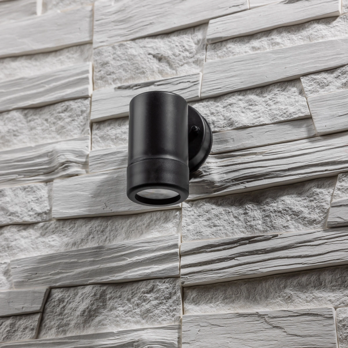 CGC VALENTINE Black Outdoor Single Spot Wall Light