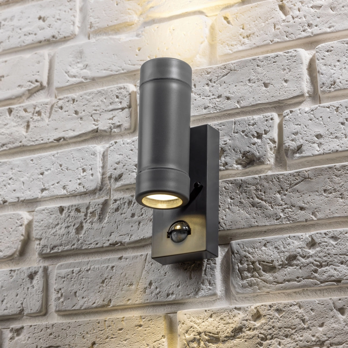 CGC VALENTINE Dark Grey Outdoor Double Wall Light With Motion SensorWeatherproof outdoor lighting