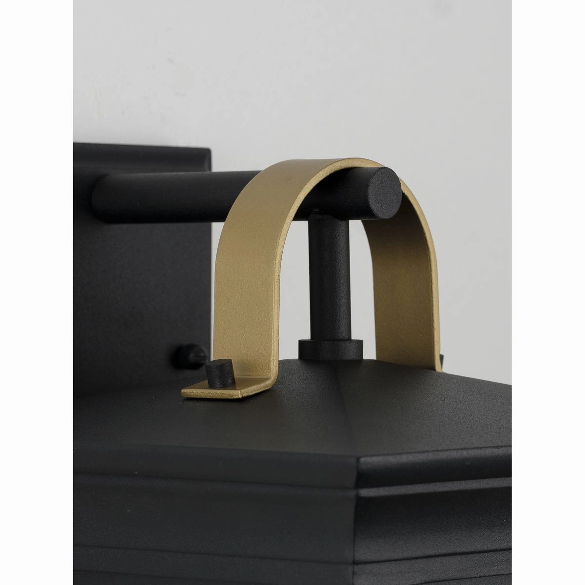 Chatsworth One Light Wall Lantern Black