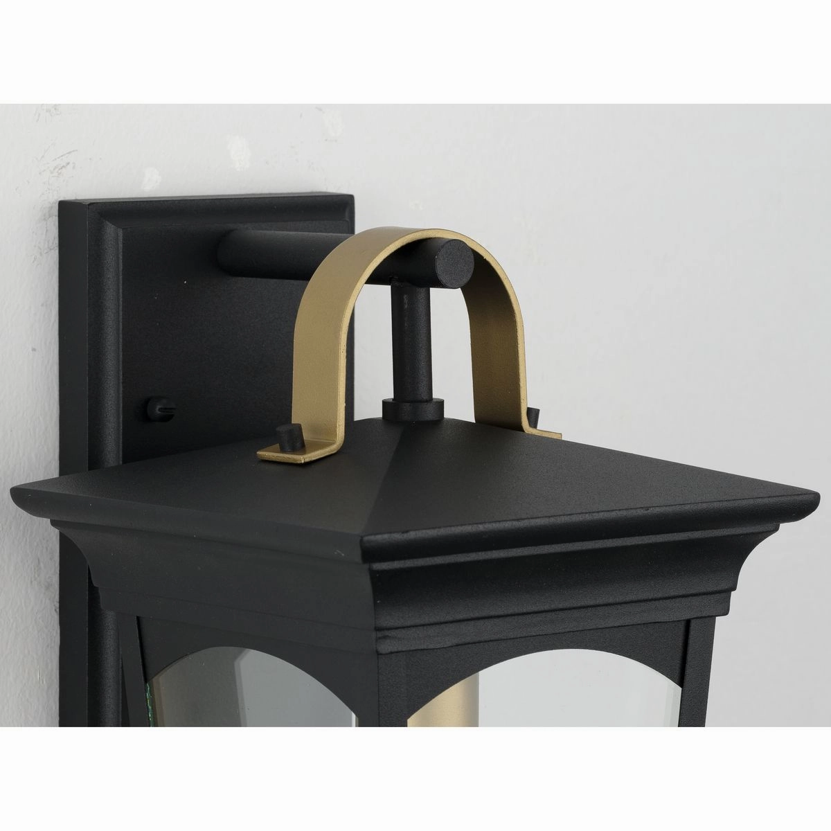 Chatsworth One Light Wall Lantern Black
