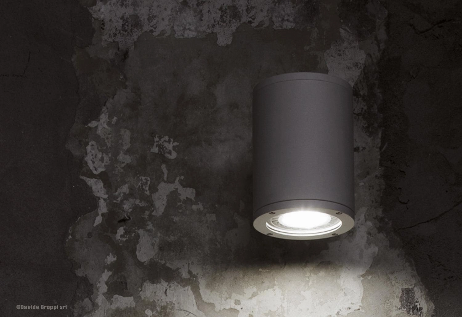 Chillout Outdoor Wall LightWeatherproof outdoor lighting