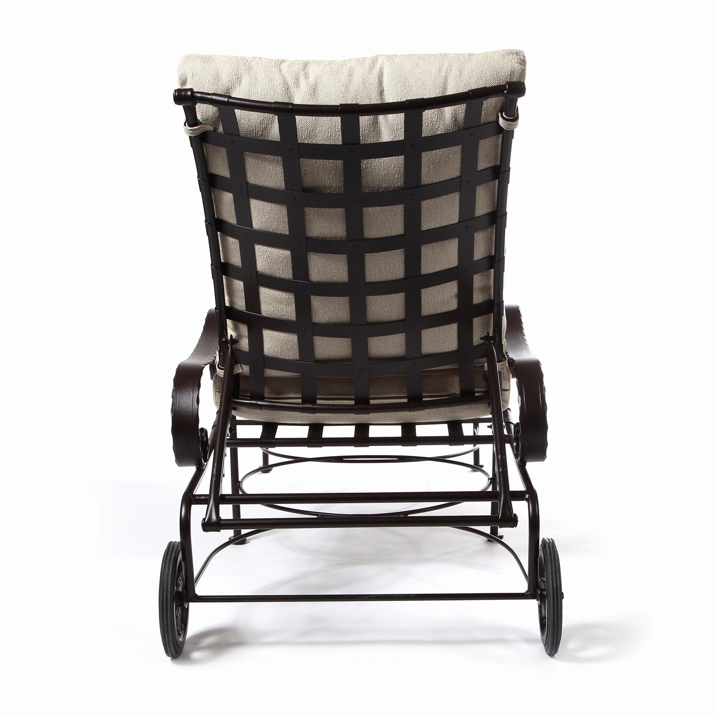 Classico Chaise Lounge