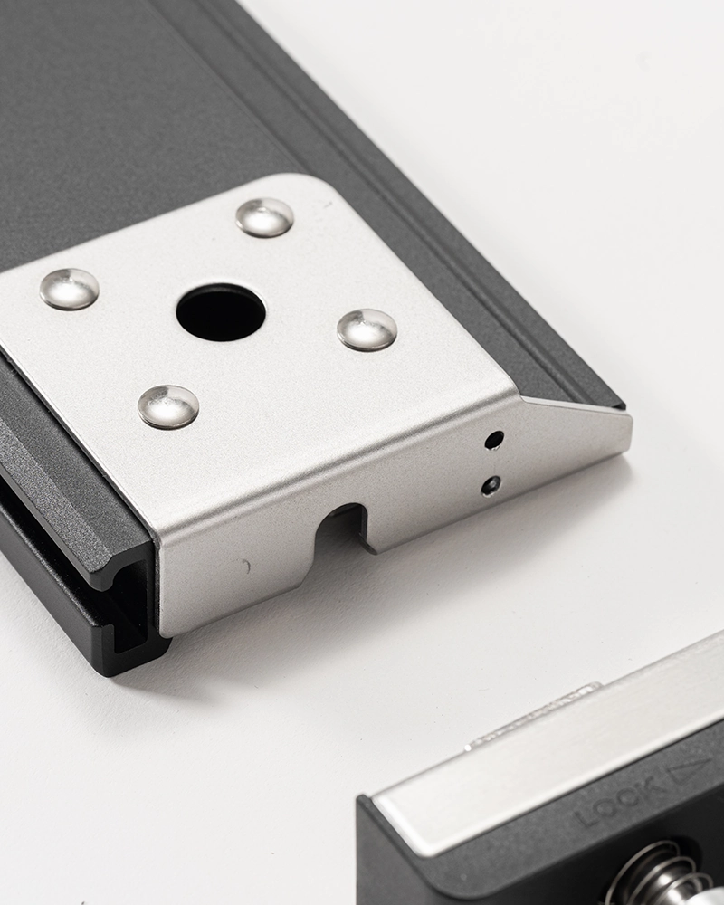 Collapsible IGT 4 Unit Rails