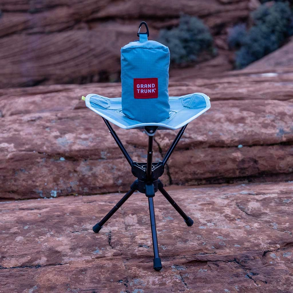 Compass 360 UC Stool